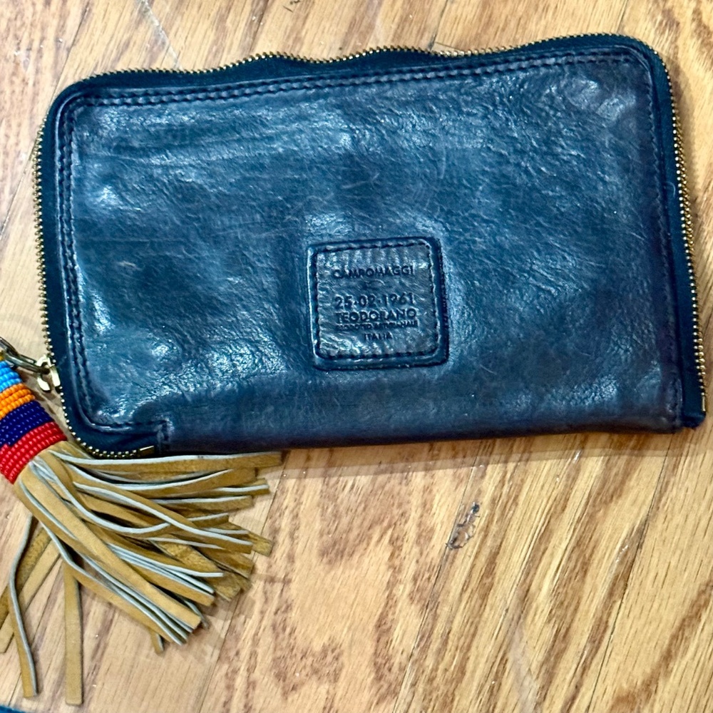 CAMPOMAGGI ZIP AROUND BLACK LEATHER WALLET